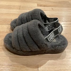 Women’s size 6 gray Ugg slippers